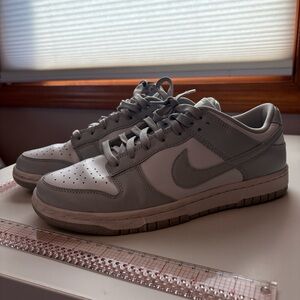 Nike Dunks Grey/White